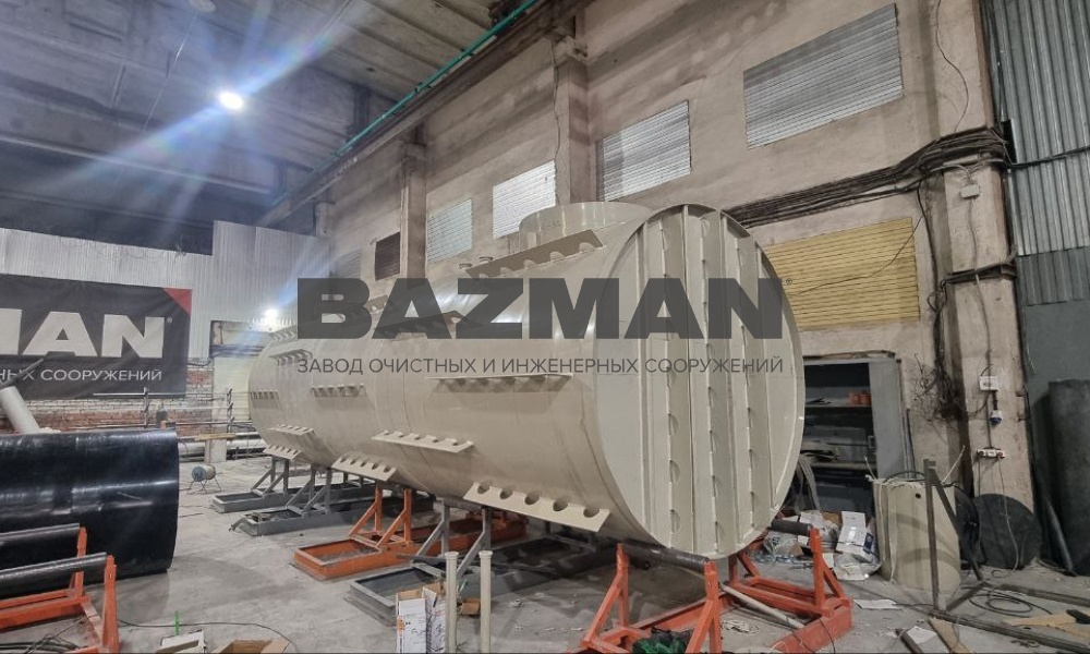 Емкость накопительная для химического производства